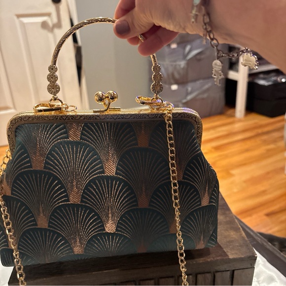 Source Unknown Gold and Black Art Deco Clutch - Picture 11 of 13